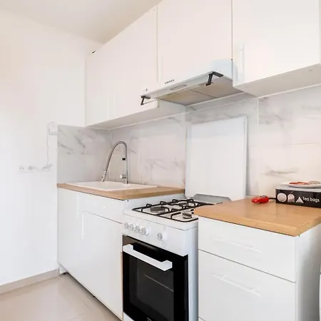 Azur 3 Start 8 Min Tram Airport 5m Daire